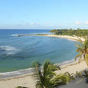 https://lucy-rooms.comcaribbean.com